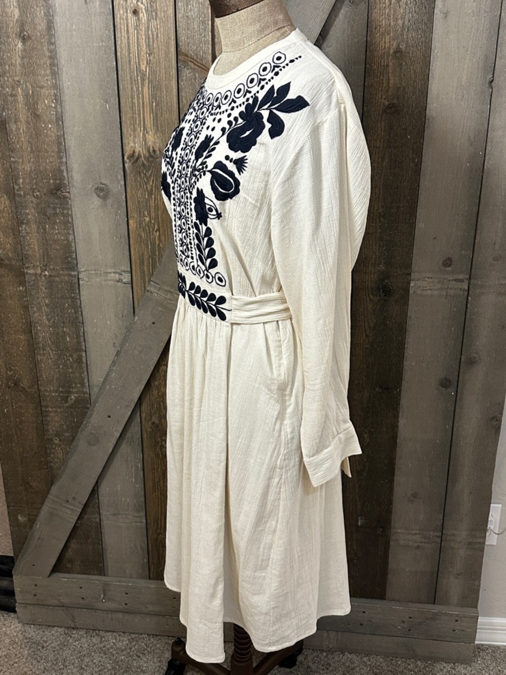 Anthropologie Antik Batik Cotton Ivory Long-Sleeve Black Embroidered Dress - Picture 6 of 16